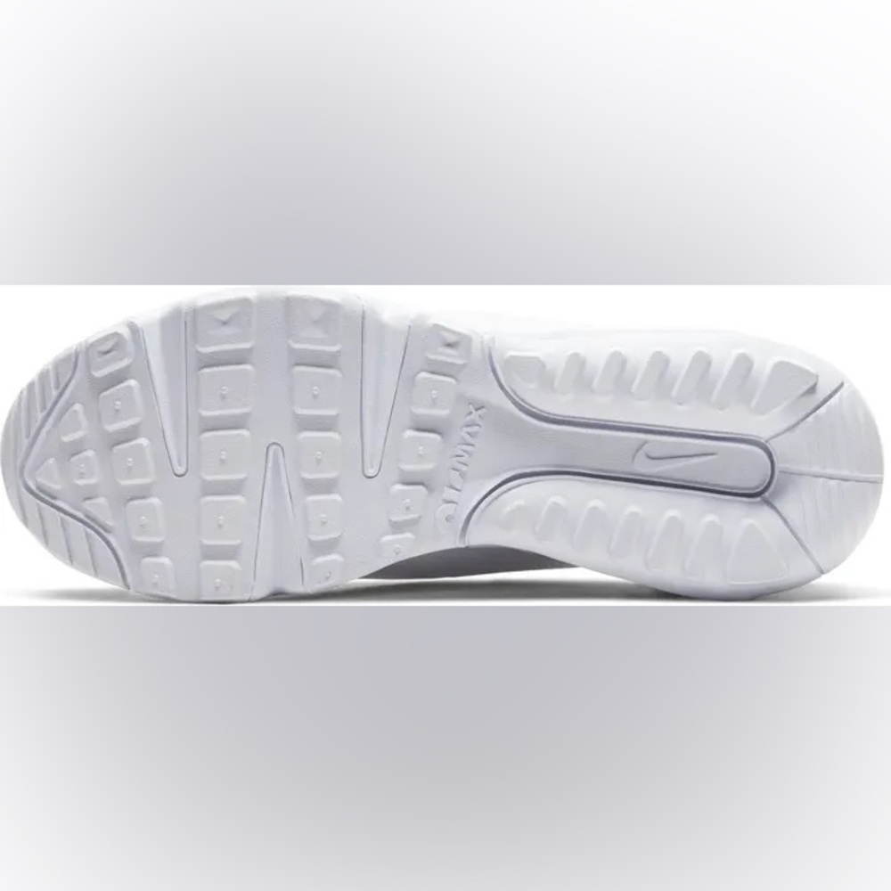 AIR MAX 2090 GS
"Triple White" CJ4066-102 - Picture 5 of 11